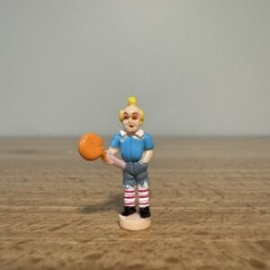 Vintage 2001 Polly Pocket Wizard of Oz Emerald City LOLLIPOP BOY Figure BLUE 1"